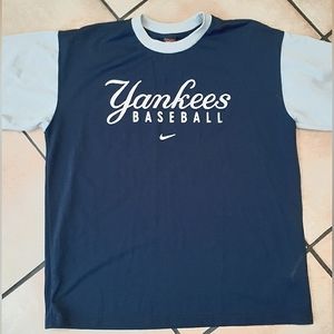 NWOT Nike Team Yankees Shirt